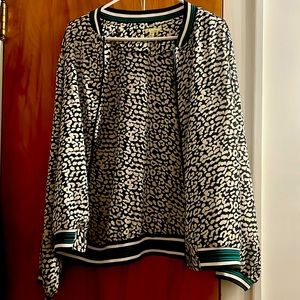 Leopard print track jacket, size medium, has pockets